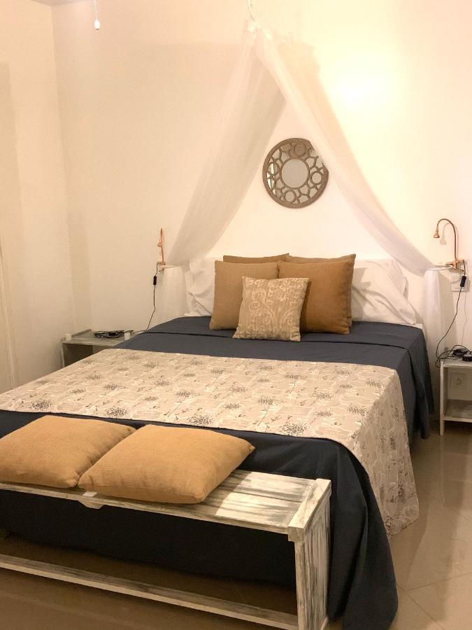 El Monte Azul Bed & Breakfast ลาส กาเลราส ภายนอก รูปภาพ